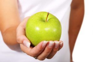 apple-2311_640